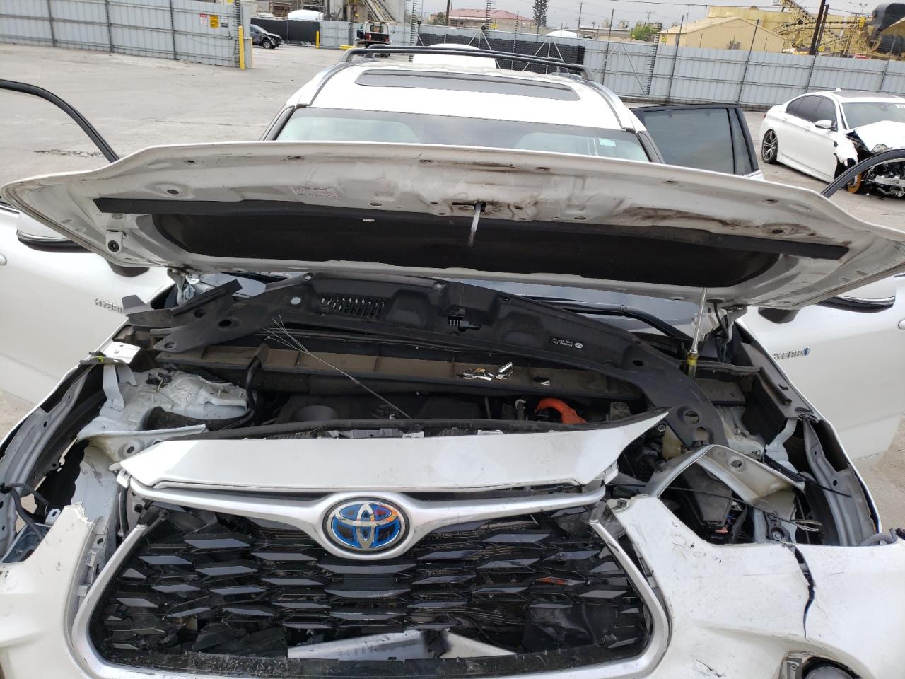 Photo 7 from auction – 2020 TOYOTA HIGHLANDER with VIN 5TDHBRCH6LS504850