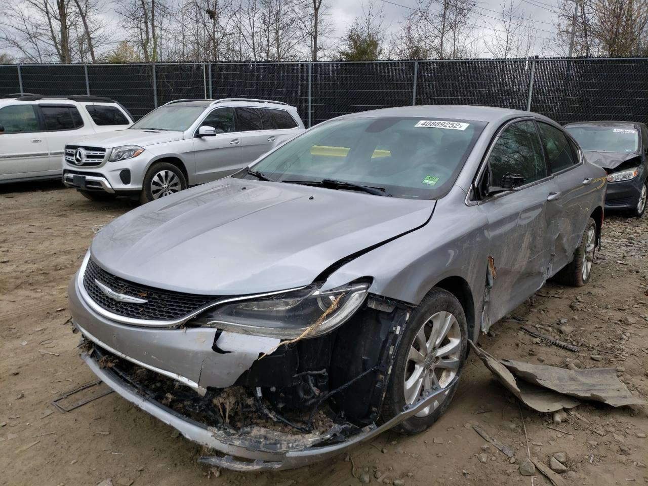 Photo 2 from auction – 2015 CHRYSLER 200 LIMITE with VIN 1C3CCCAB4FN661147
