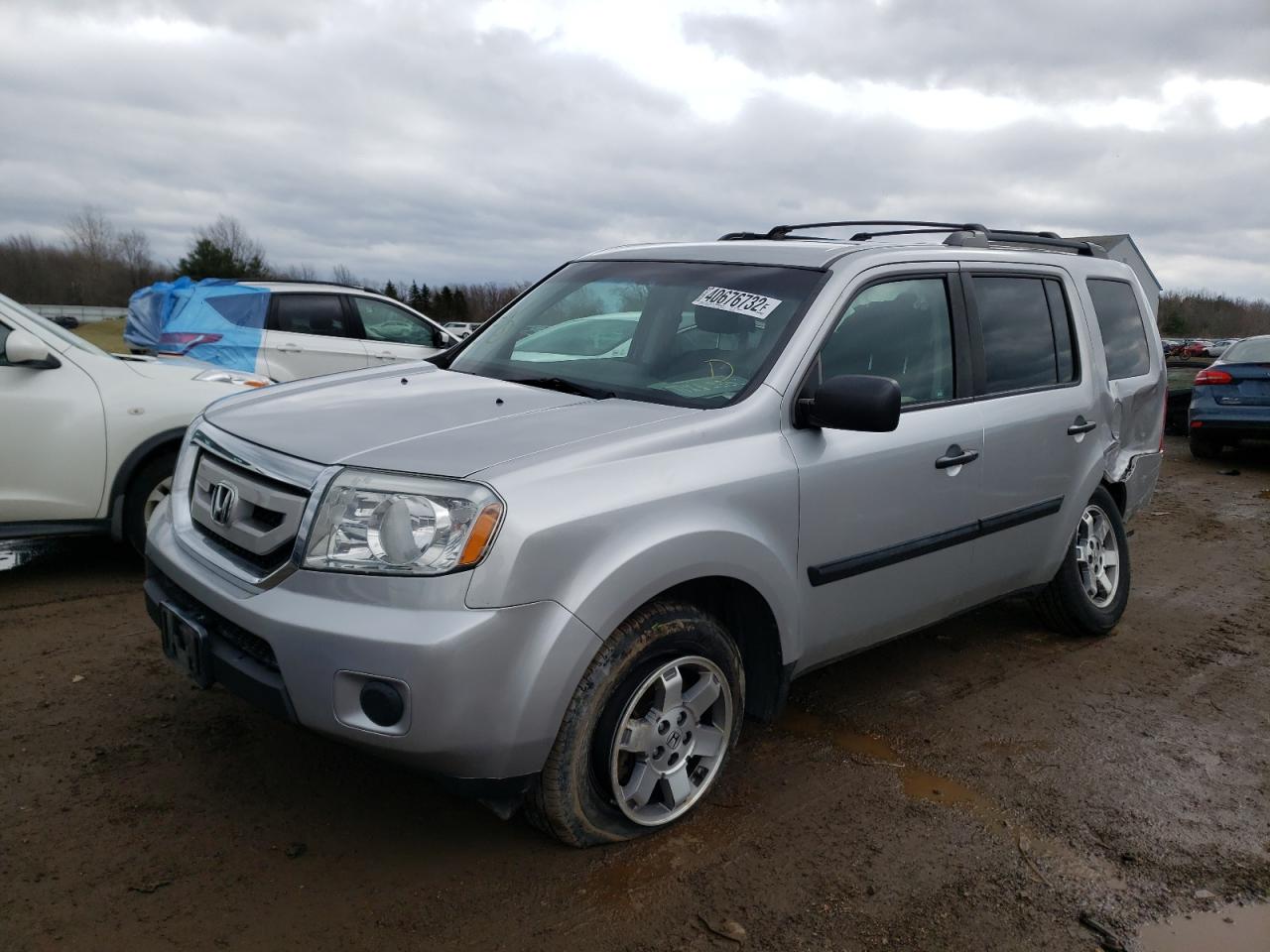 Photo 2 from auction – 2011 HONDA PILOT LX with VIN 5FNYF4H24BB040472
