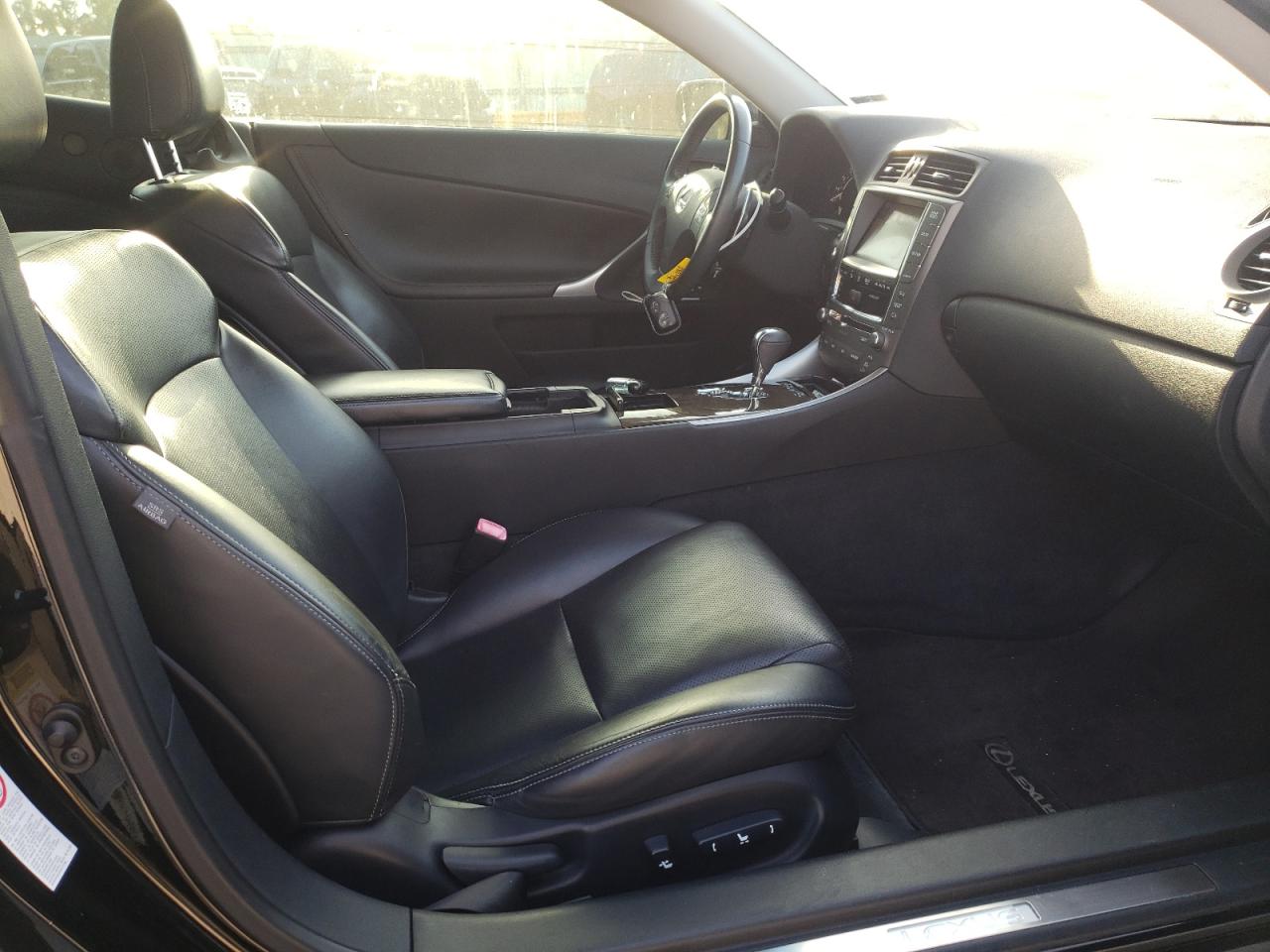 Photo 5 from auction – 2010 LEXUS IS 350 with VIN JTHFE2C23A2502641