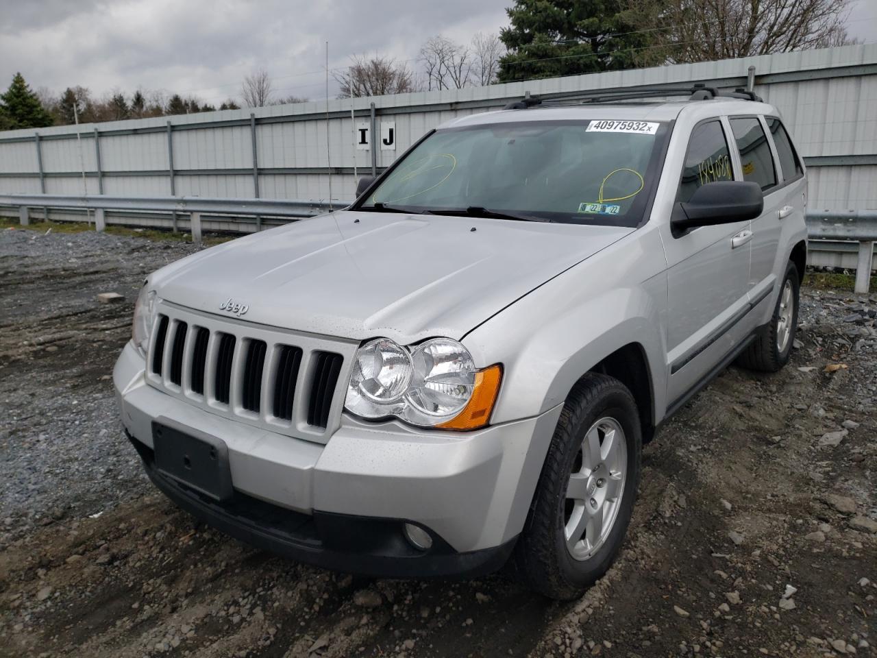 Photo 2 from auction – 2008 JEEP GRAND CHER with VIN 1J8GR48K98C243732