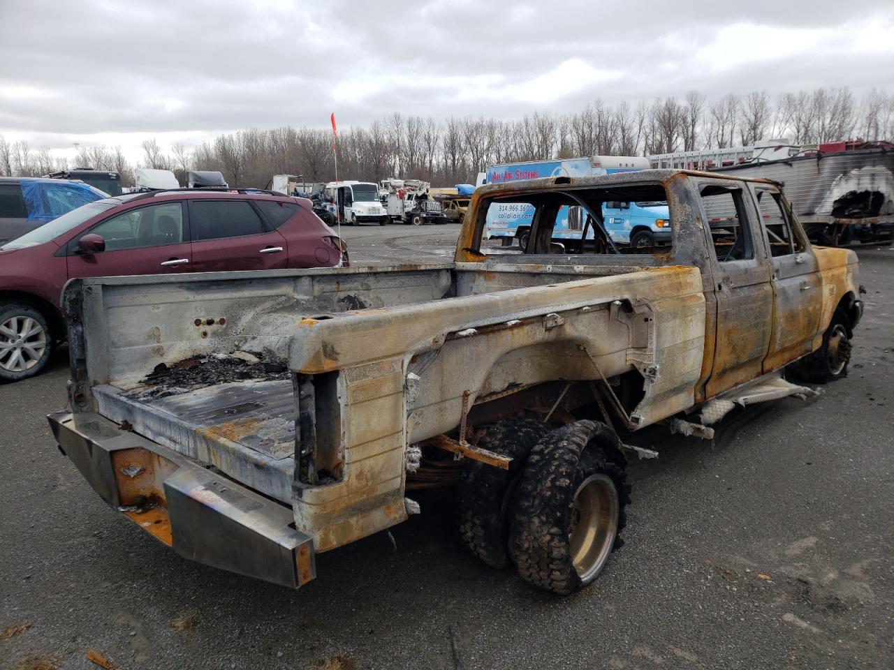 Photo 4 from auction – 1988 FORD F350 with VIN 2FTJW35G1JCA39412