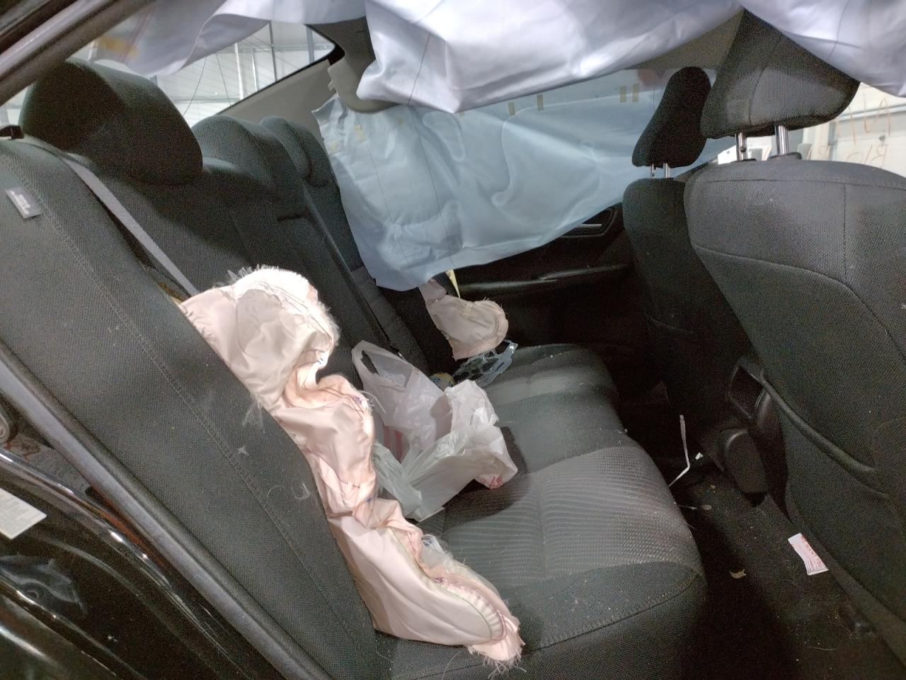 Photo 6 from auction – 2017 TOYOTA CAMRY with VIN 4T1BF1FK7HU625212