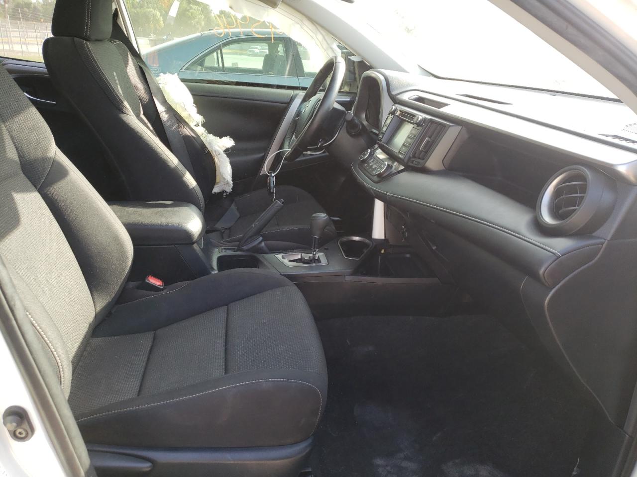 Photo 5 from auction – 2018 TOYOTA RAV4 ADVEN with VIN JTMWFREV1JJ210488