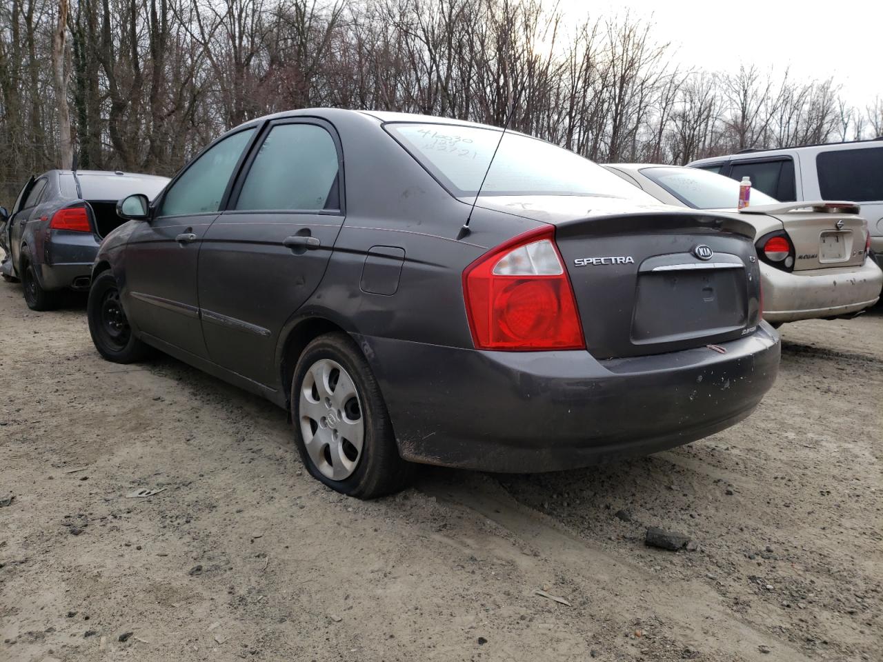 Photo 3 from auction – 2006 KIA SPECTRA LX with VIN KNAFE122X65342872