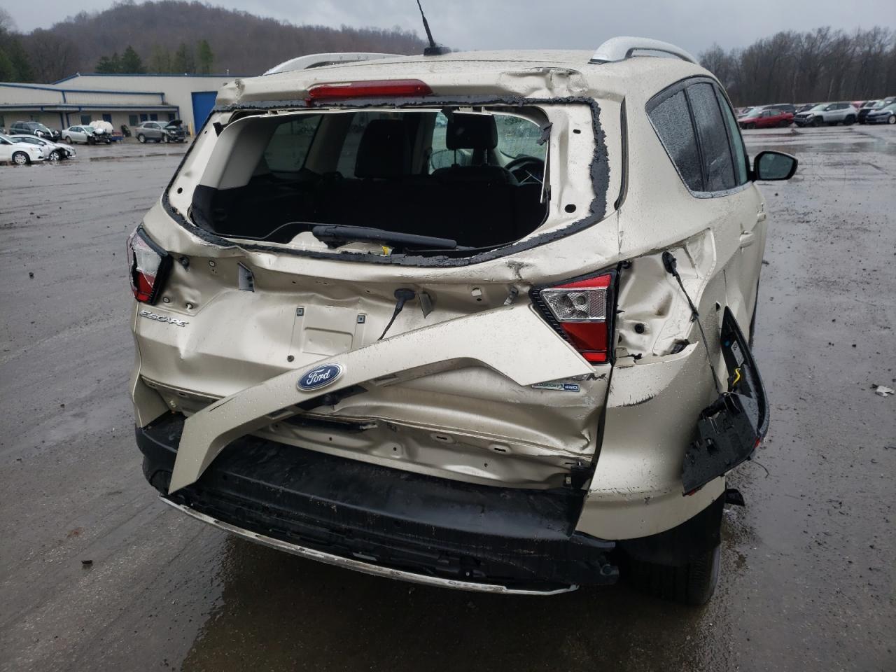 Photo 9 from auction – 2017 FORD ESCAPE TIT with VIN 1FMCU9J97HUF03673
