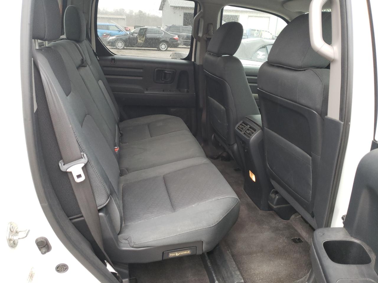 Photo 6 from auction – 2013 HONDA RIDGELINE with VIN 5FPYK1F70DB502027