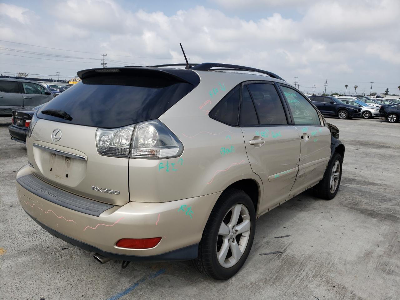 Photo 4 from auction – 2004 LEXUS RX 330 with VIN JTJGA31U640023753
