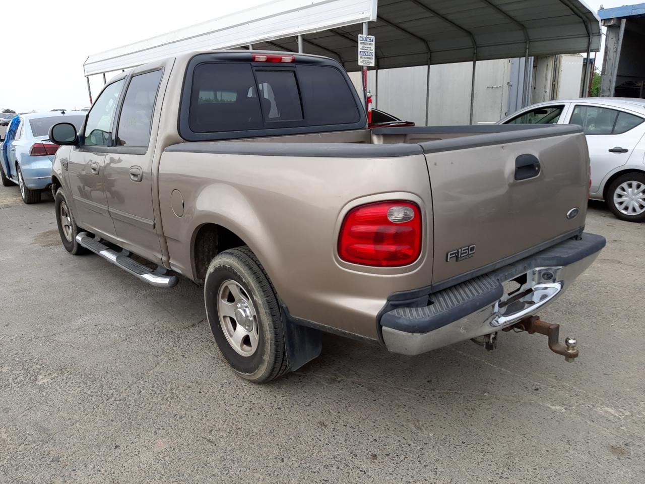 Photo 3 from auction – 2003 FORD F150 SUPER with VIN 1FTRW07L83KD61832