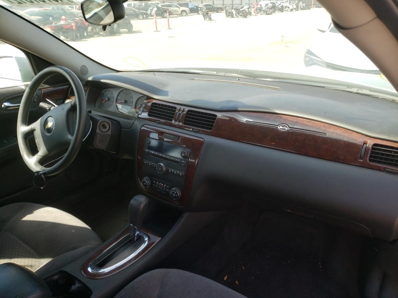 Photo 9 from auction – 2010 CHEVROLET IMPALA LS with VIN 2G1WA5EK0A1250058