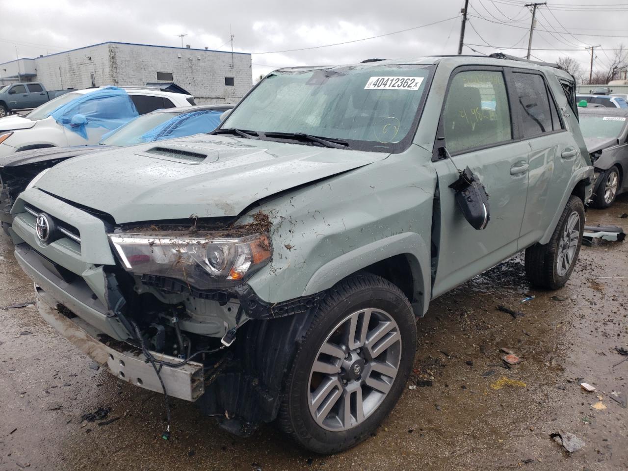 Photo 2 from auction – 2022 TOYOTA 4RUNNER SR with VIN JTESU5JR7N5987502
