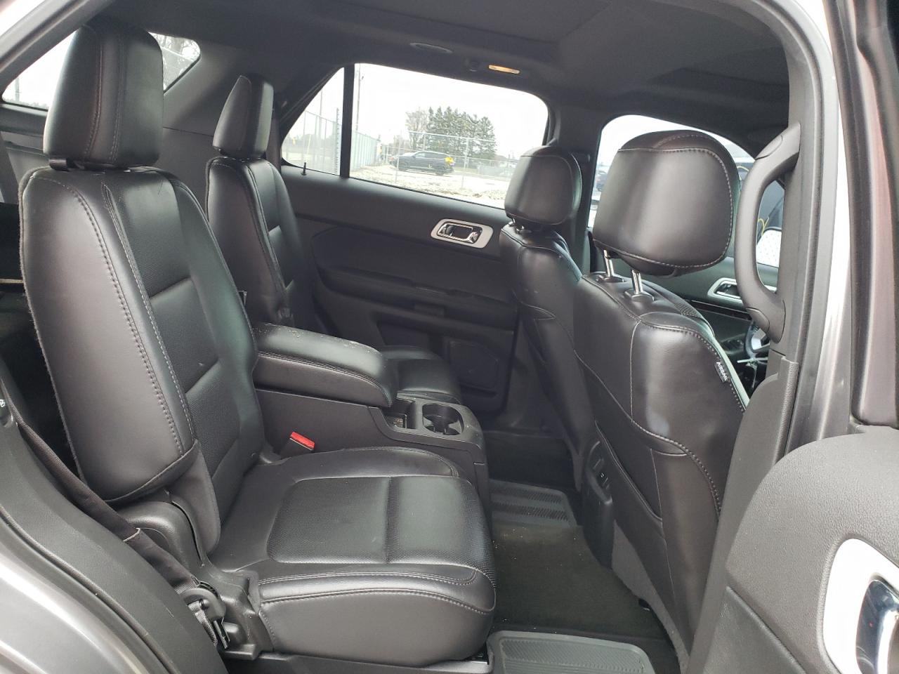 Photo 6 from auction – 2013 FORD EXPLORER L with VIN 1FM5K7F90DGC68795