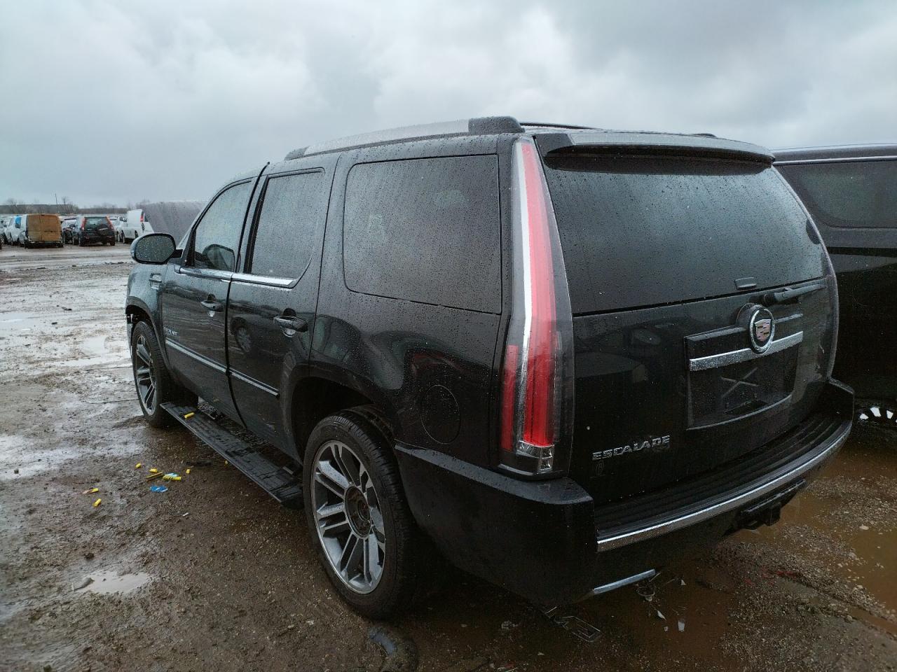 Photo 3 from auction – 2013 CADILLAC ESCALADE P with VIN 1GYS4CEF0DR186050