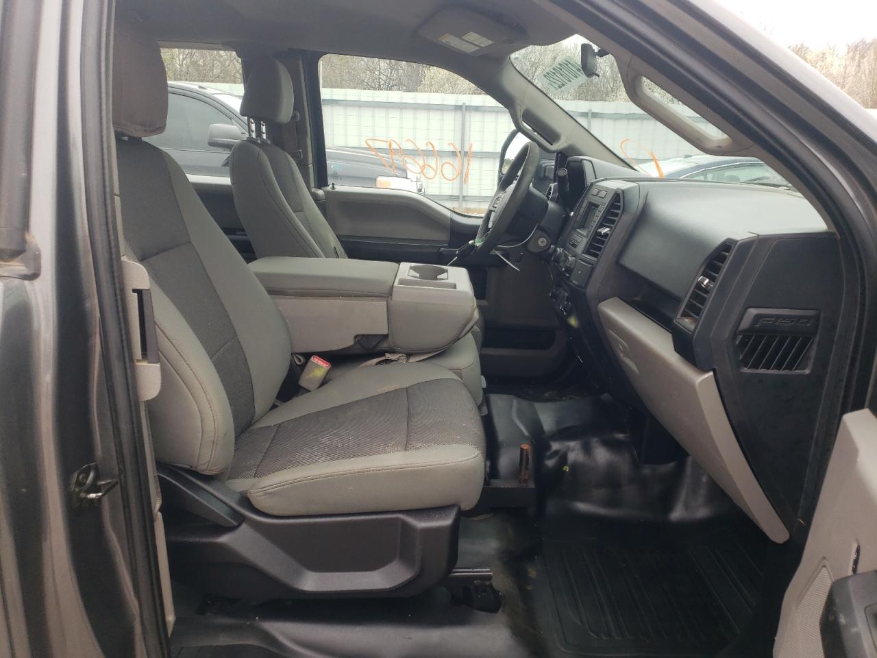 Photo 5 from auction – 2015 FORD F150 SUPER with VIN 1FTFX1EF1FKD18571