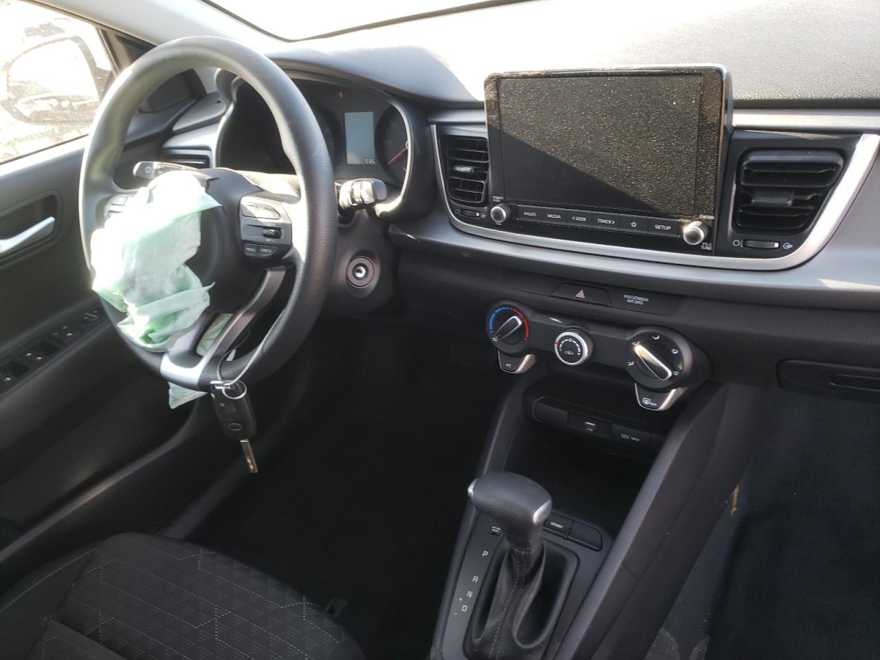 Photo 9 from auction – 2021 KIA RIO S with VIN 3KPA25AD0ME413174