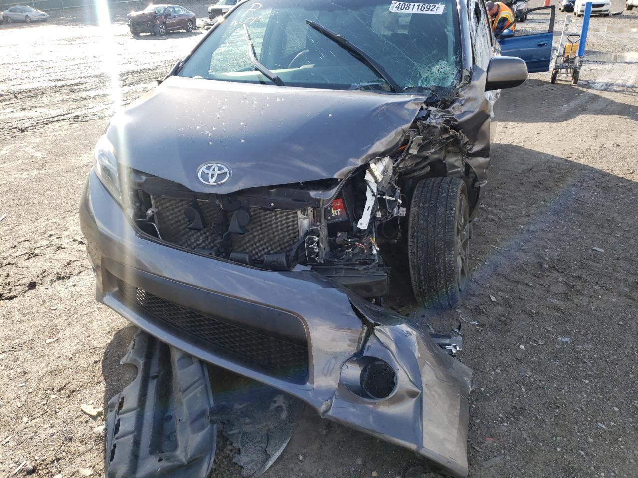 Photo 9 from auction – 2015 TOYOTA SIENNA SPO with VIN 5TDXK3DC0FS631061