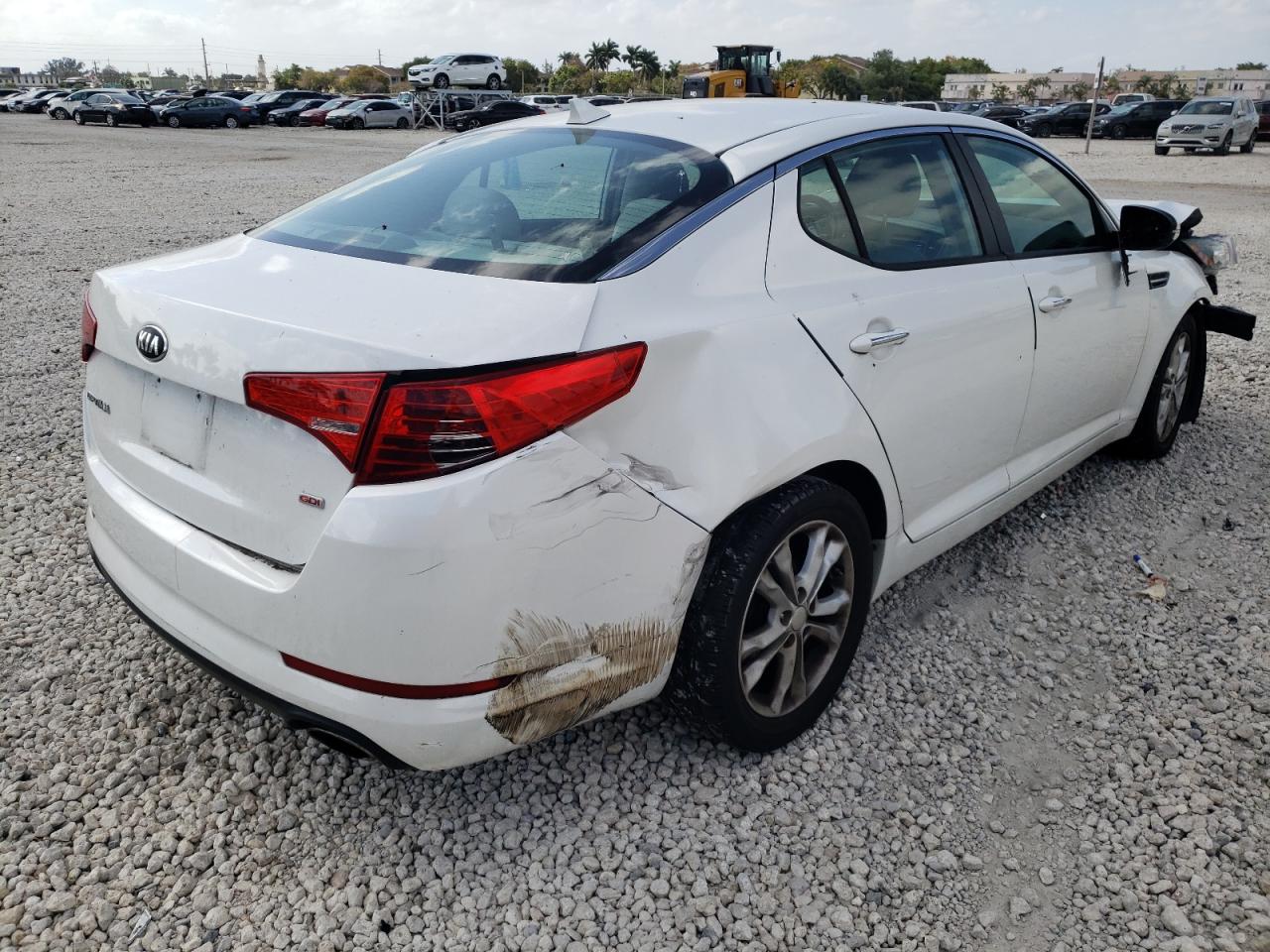 Photo 4 from auction – 2013 KIA OPTIMA LX with VIN 5XXGM4A78DG095689
