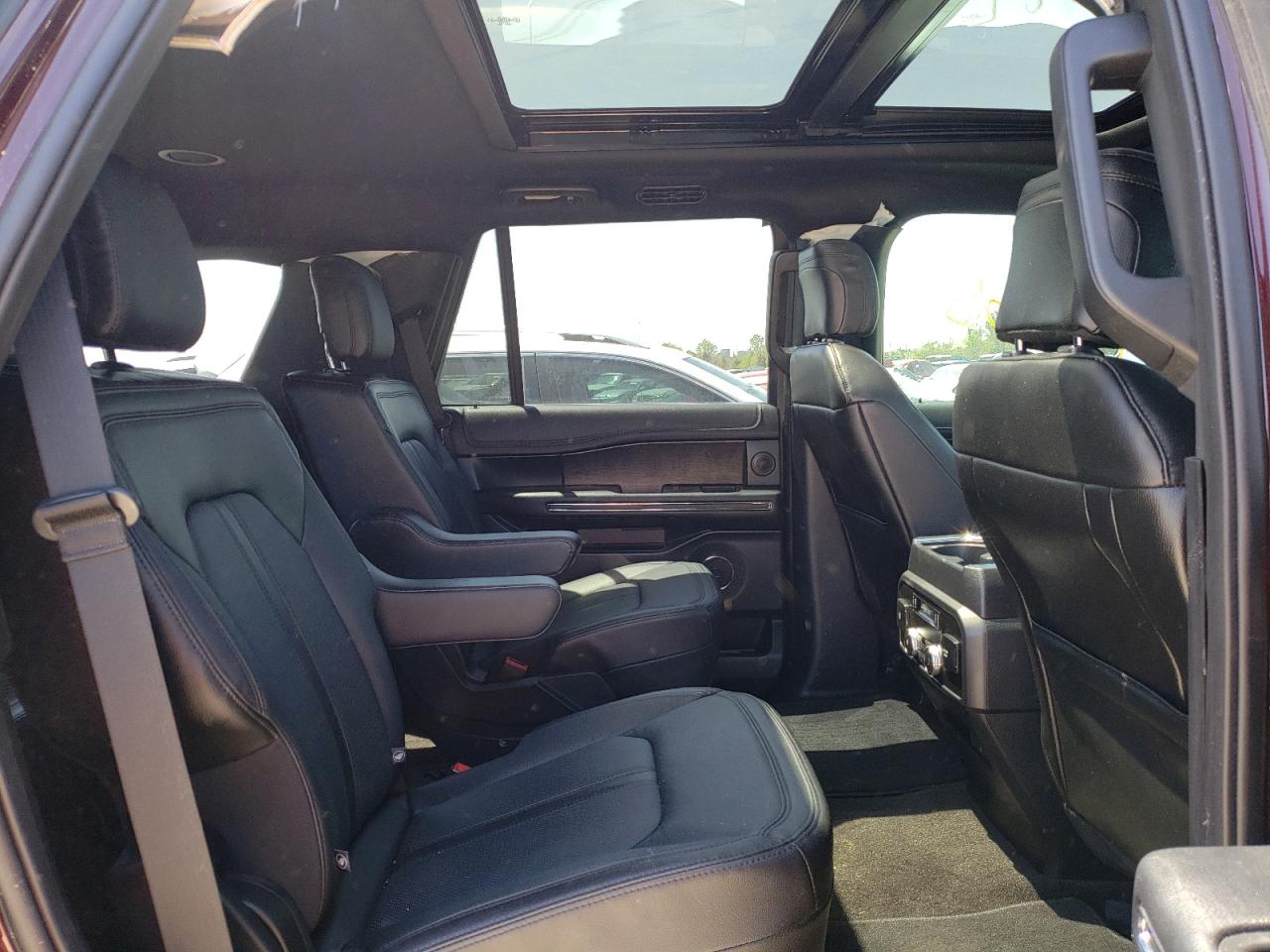 Photo 6 from auction – 2020 FORD EXPEDITION with VIN 1FMJU1KT4LEA80475