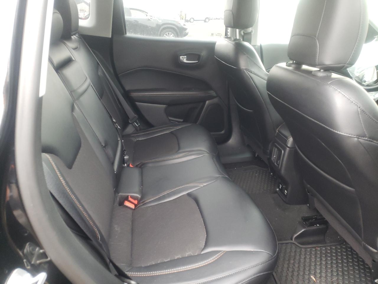 Photo 6 from auction – 2017 JEEP COMPASS LA with VIN 3C4NJDBB9HT657497