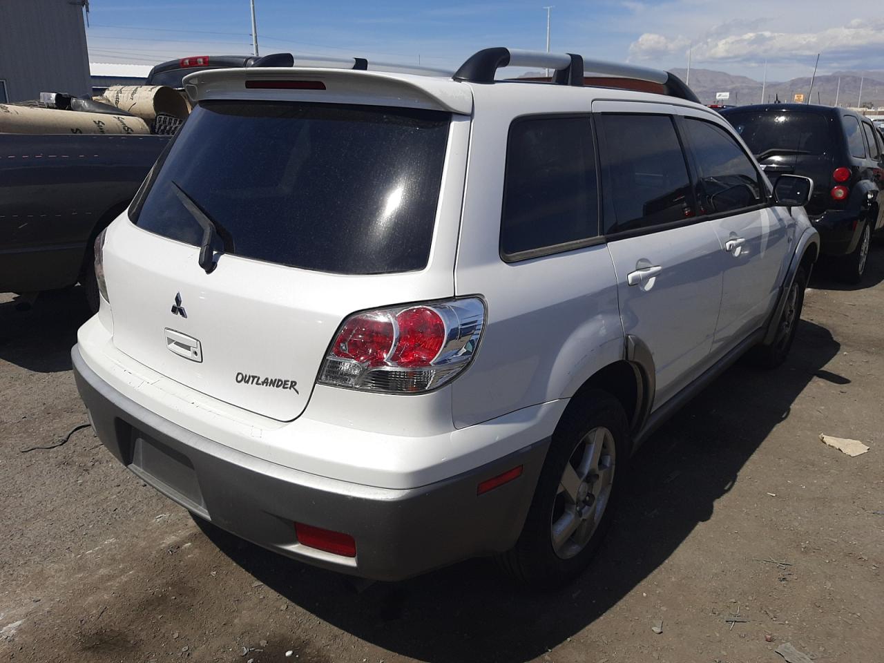 Photo 4 from auction – 2003 MITSUBISHI OUTLANDER with VIN JA4LX41G13U117282