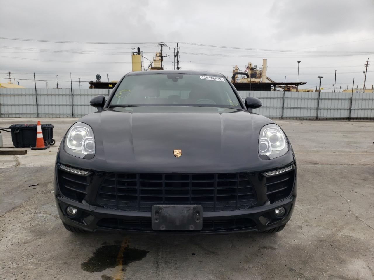 Photo 9 from auction – 2017 PORSCHE MACAN with VIN WP1AA2A5XHLB83505