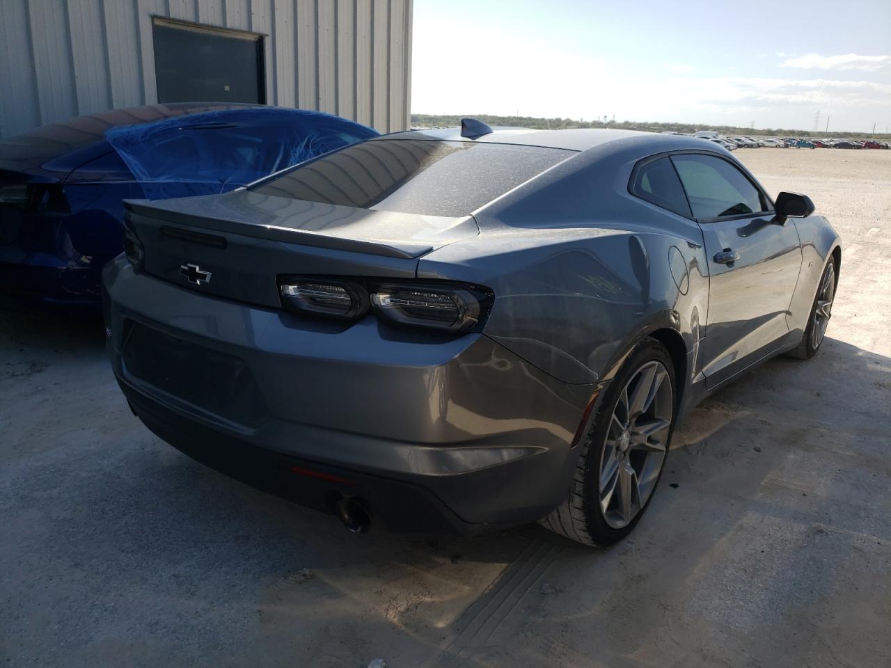Photo 4 from auction – 2019 CHEVROLET CAMARO LS with VIN 1G1FA1RS2K0116801