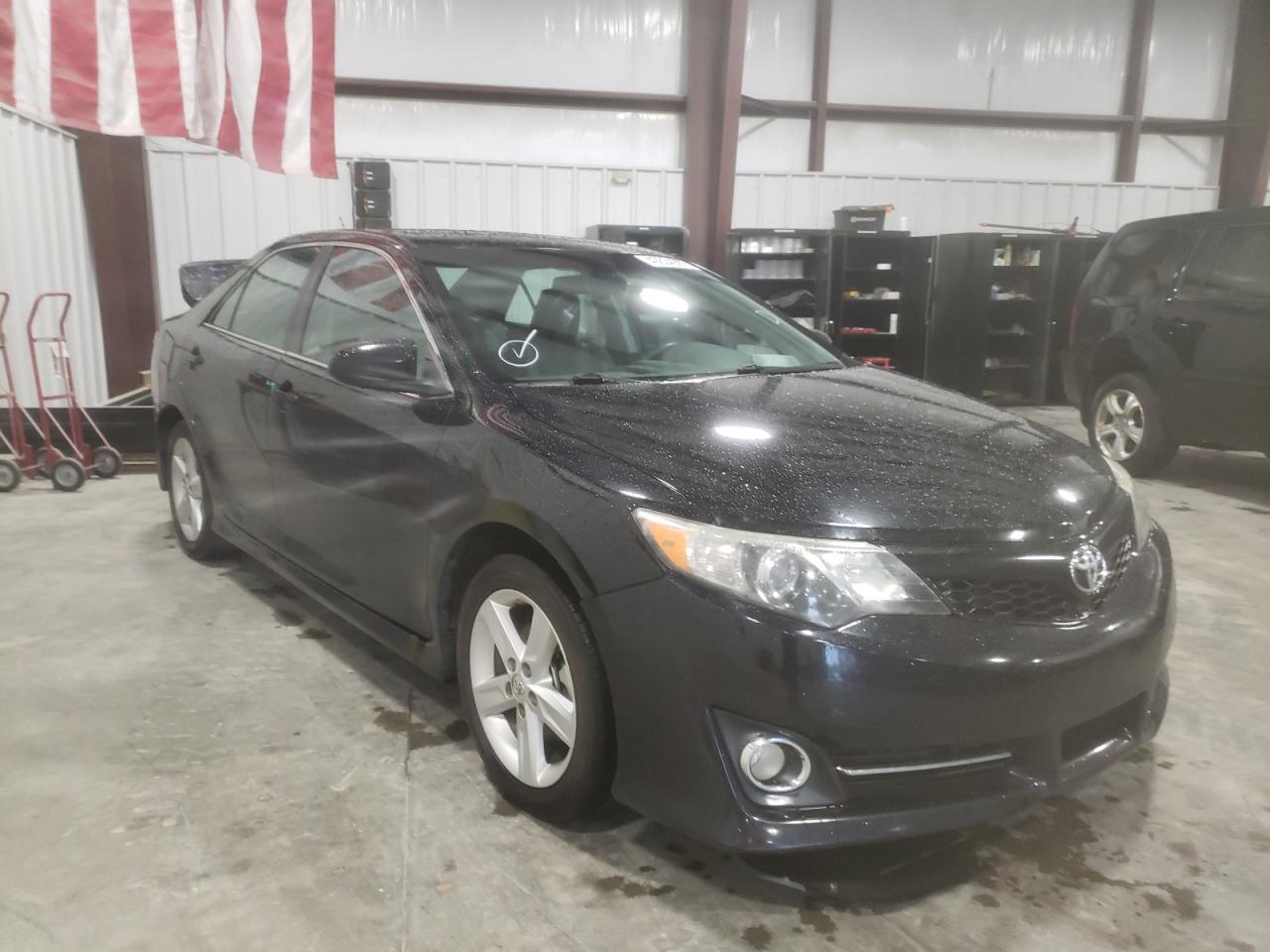 TOYOTA CAMRY L 2013 with VIN 4T1BF1FK4DU273328 - Photo from auction