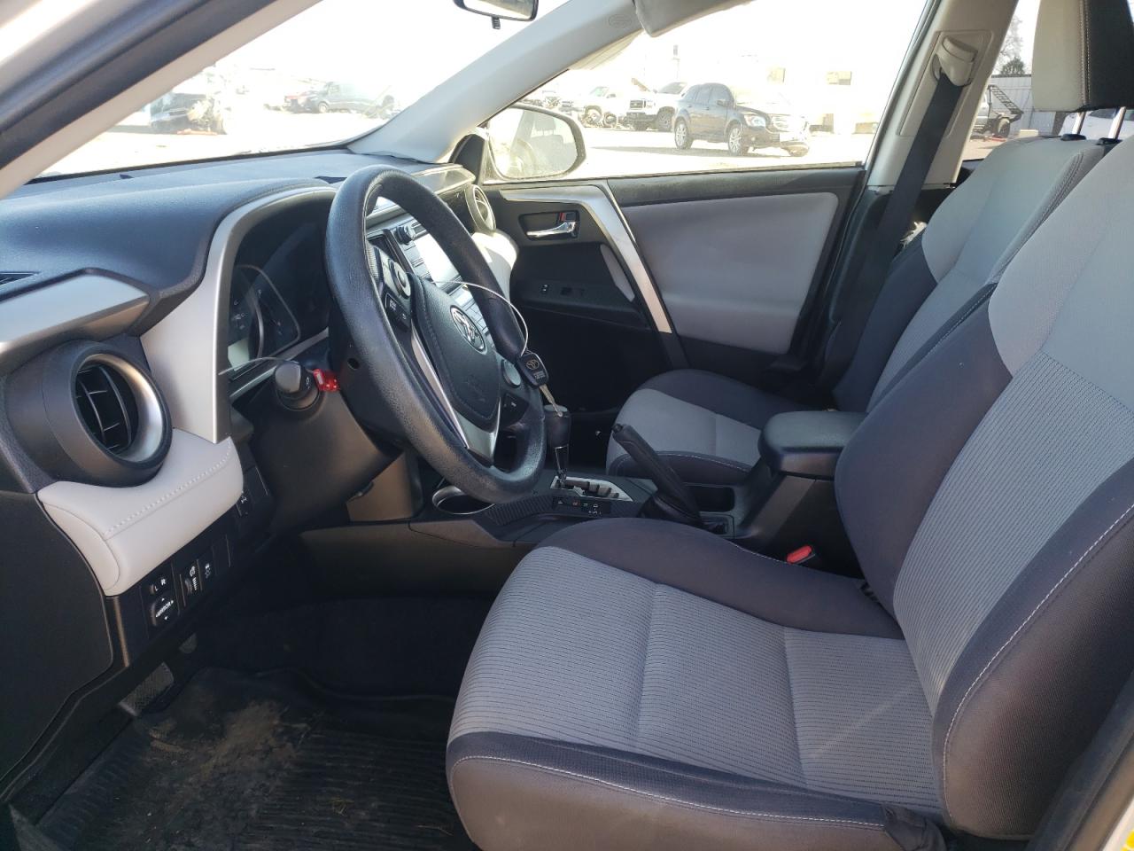Photo 5 from auction – 2014 TOYOTA RAV4 XLE with VIN JTMRFREV6ED083593