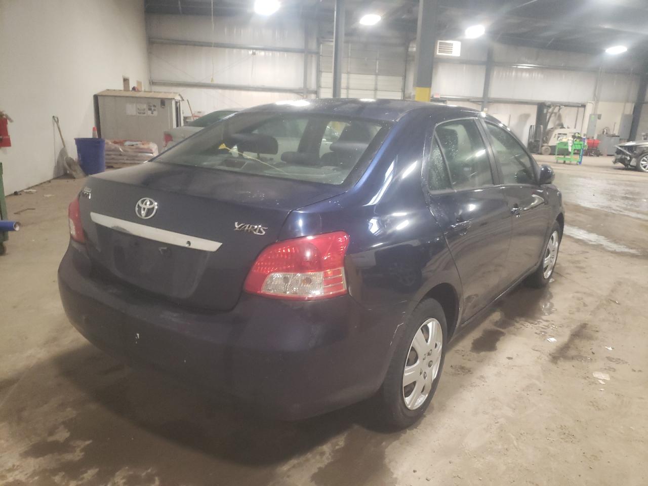 Photo 4 from auction – 2007 TOYOTA YARIS with VIN JTDBT923071016778