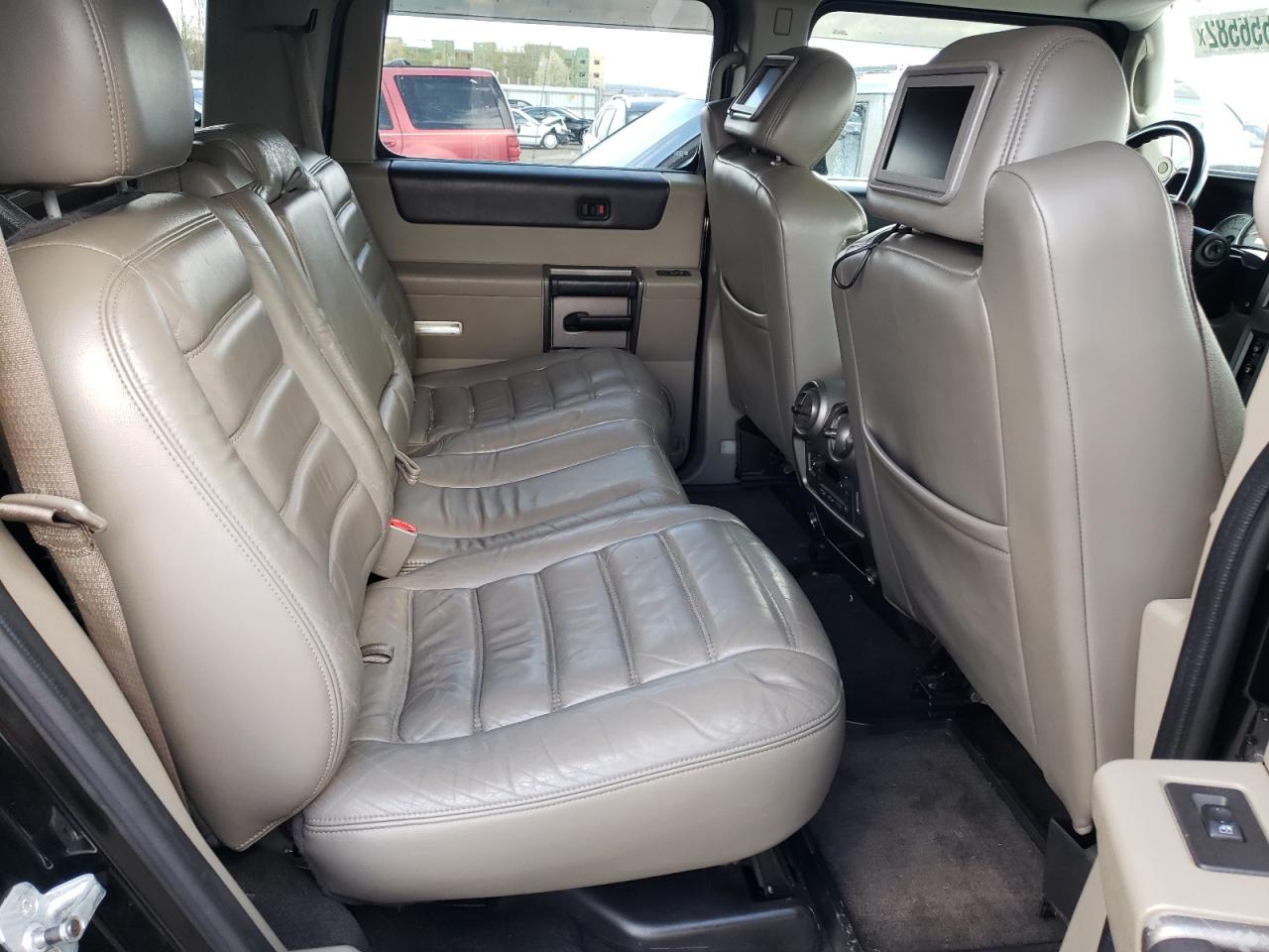 صورة رقم 6 من المزاد - 2004 HUMMER H2 مع VIN 5GRGN23U84H116367
