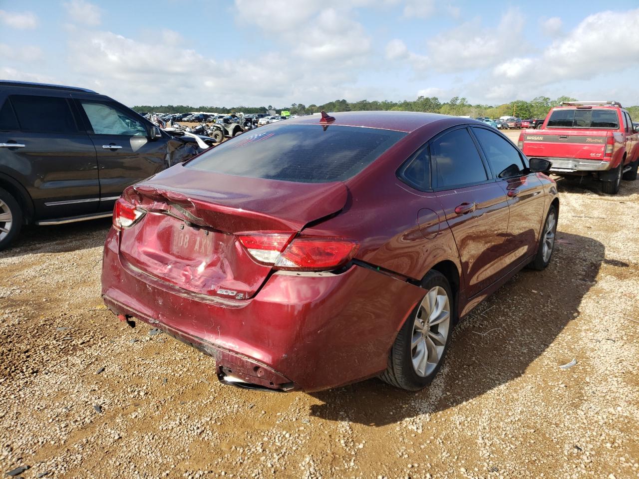 Photo 4 from auction – 2015 CHRYSLER 200 S with VIN 1C3CCCBB0FN632050