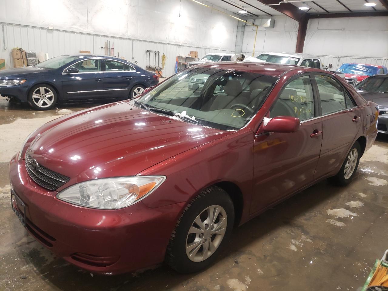 Photo 2 from auction – 2004 TOYOTA CAMRY LE with VIN 4T1BF30K14U079764