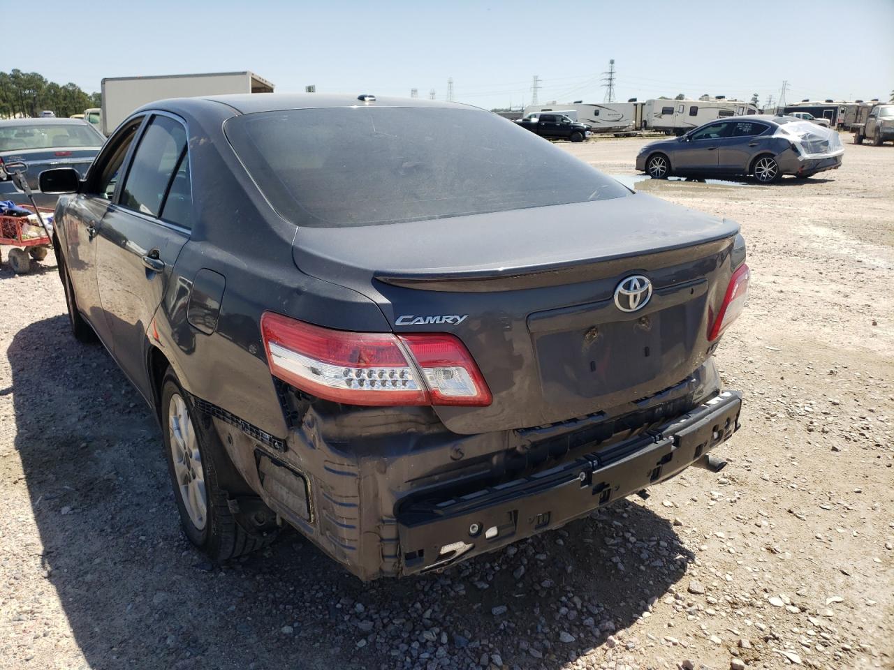 Photo 3 from auction – 2011 TOYOTA CAMRY BASE with VIN 4T4BF3EK0BR173064