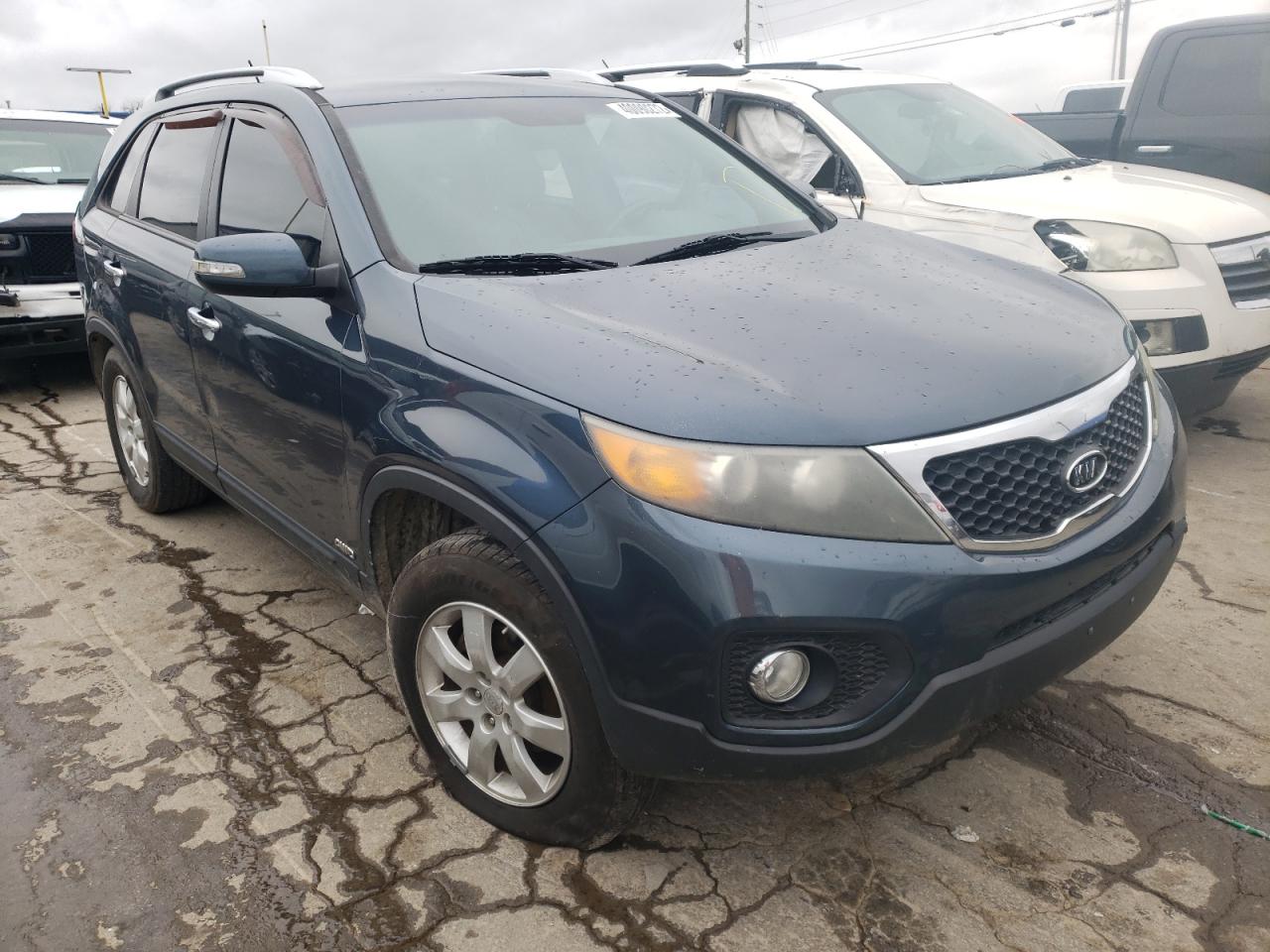 KIA SORENTO BA 2011 with VIN 5XYKTCA12BG141061 - Photo from auction