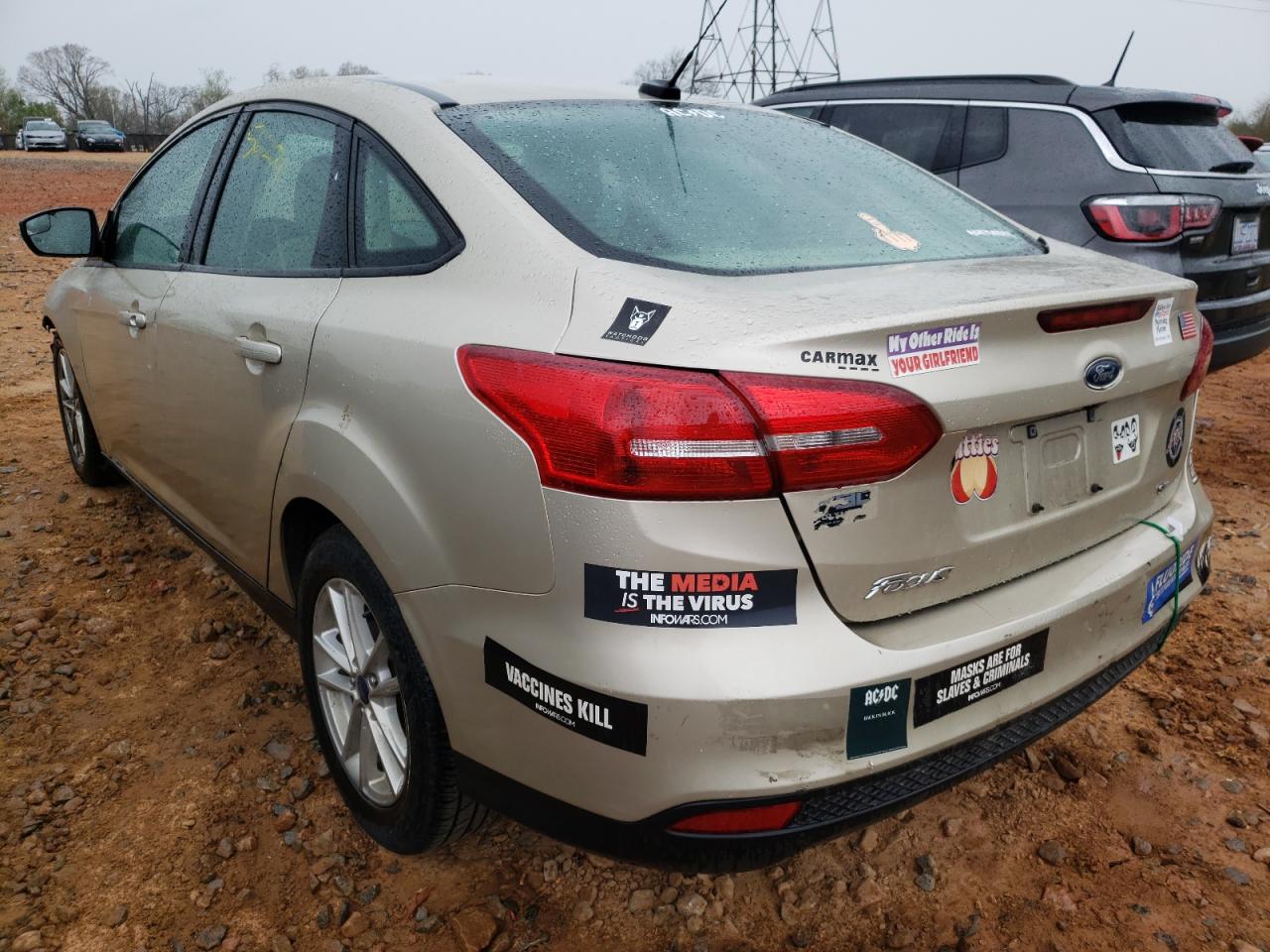 Photo 3 from auction – 2017 FORD FOCUS SE with VIN 1FADP3F28HL326586