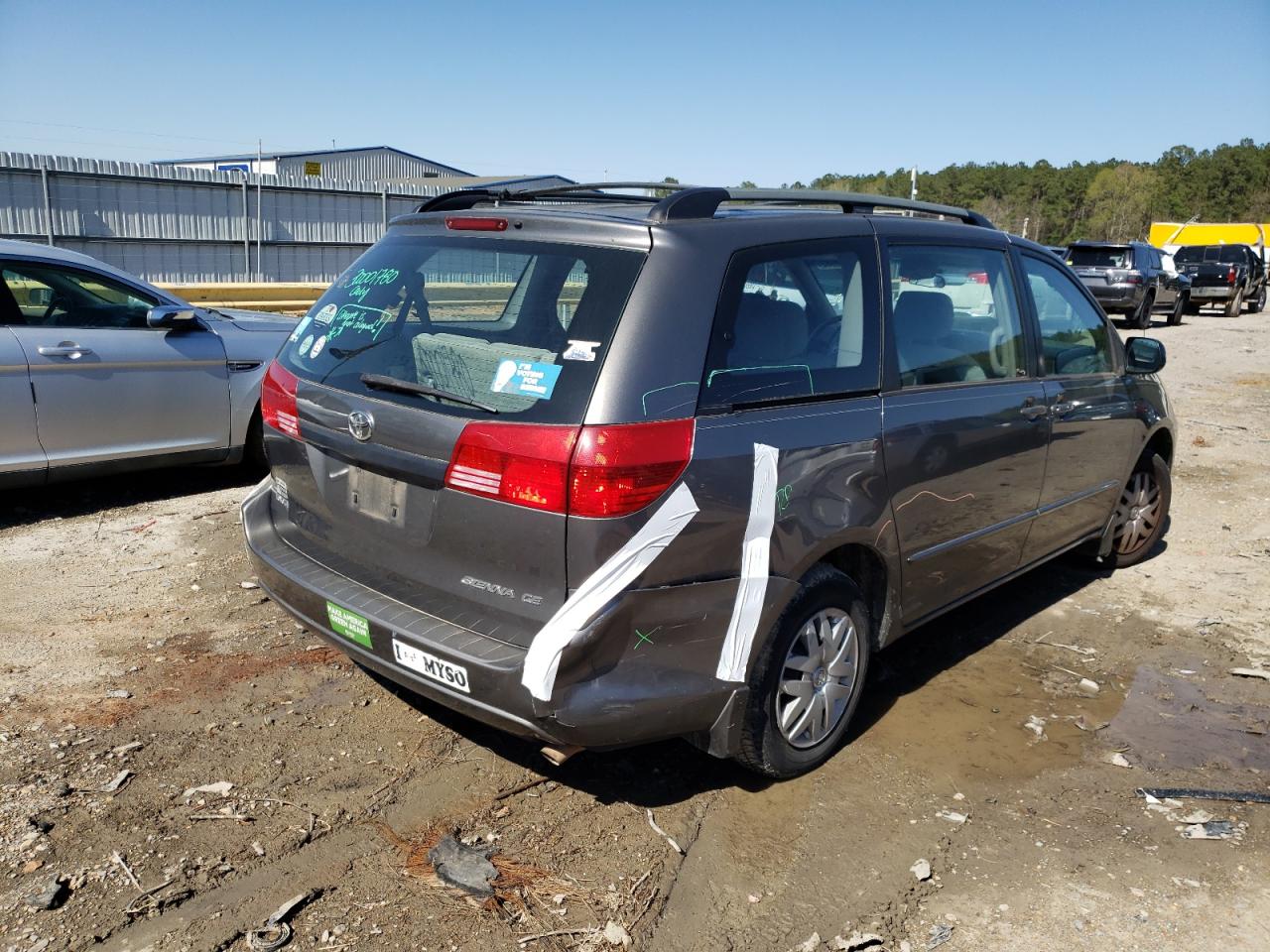 Photo 4 from auction – 2004 TOYOTA SIENNA CE with VIN 5TDZA23C54S086589