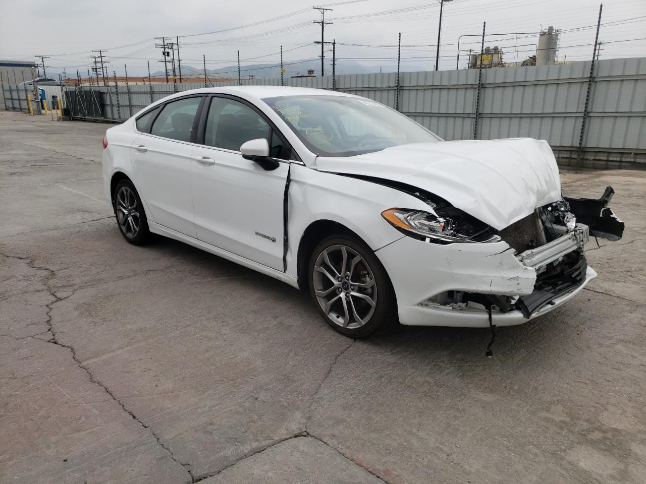 FORD FUSION SE 2017 with VIN 3FA6P0LU1HR314309 - Photo from auction