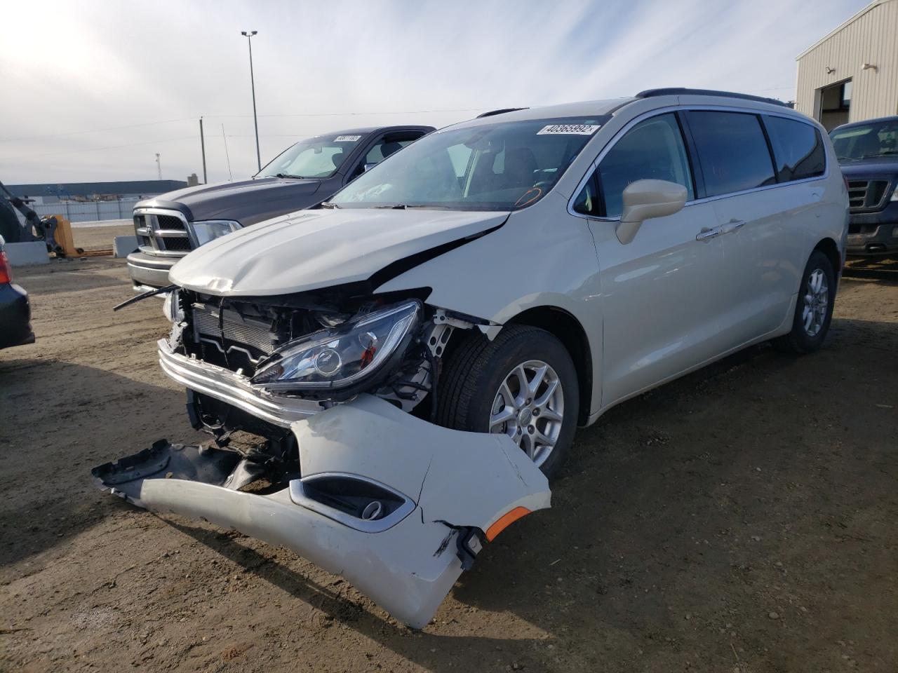 Photo 2 from auction – 2020 CHRYSLER PACIFICA T with VIN 2C4RC1FG8LR232431