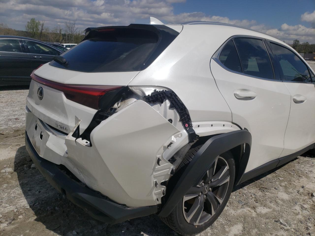 صورة رقم 9 من المزاد - 2019 LEXUS UX 200 مع VIN JTHY3JBH3K2007078