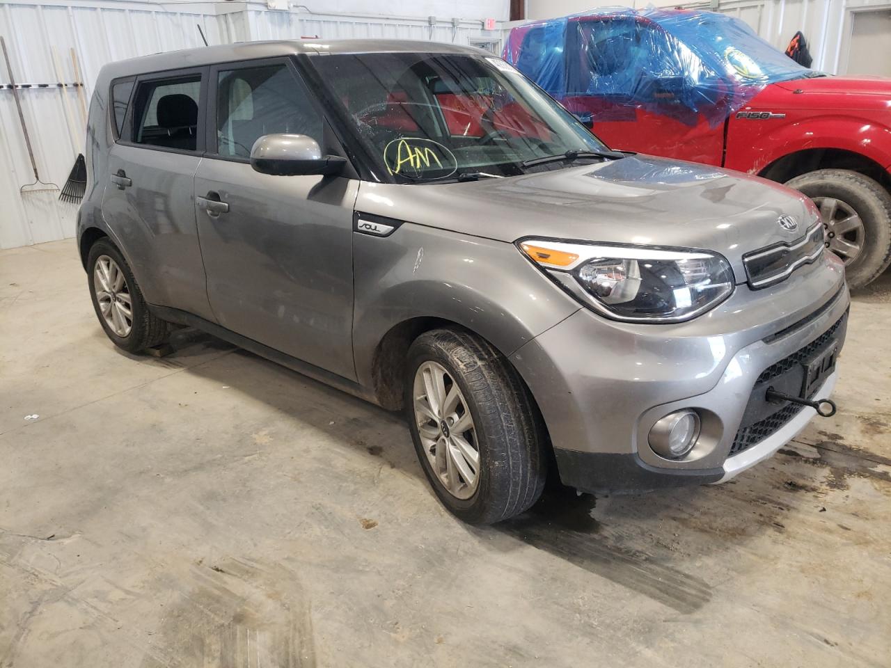 KIA SOUL + 2017 with VIN KNDJP3A54H7413392 - Photo from auction