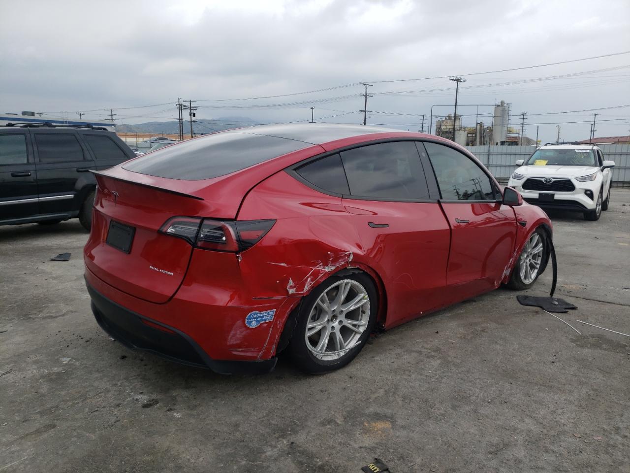 Photo 4 from auction – 2021 TESLA MODEL Y with VIN 5YJYGDEE4MF241481