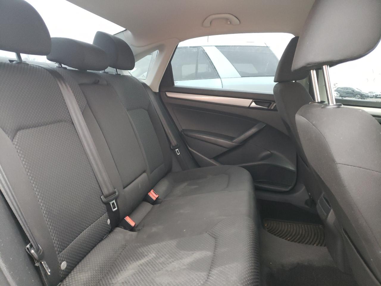 Photo 6 from auction – 2012 VOLKSWAGEN PASSAT S with VIN 1VWAH7A36CC019263