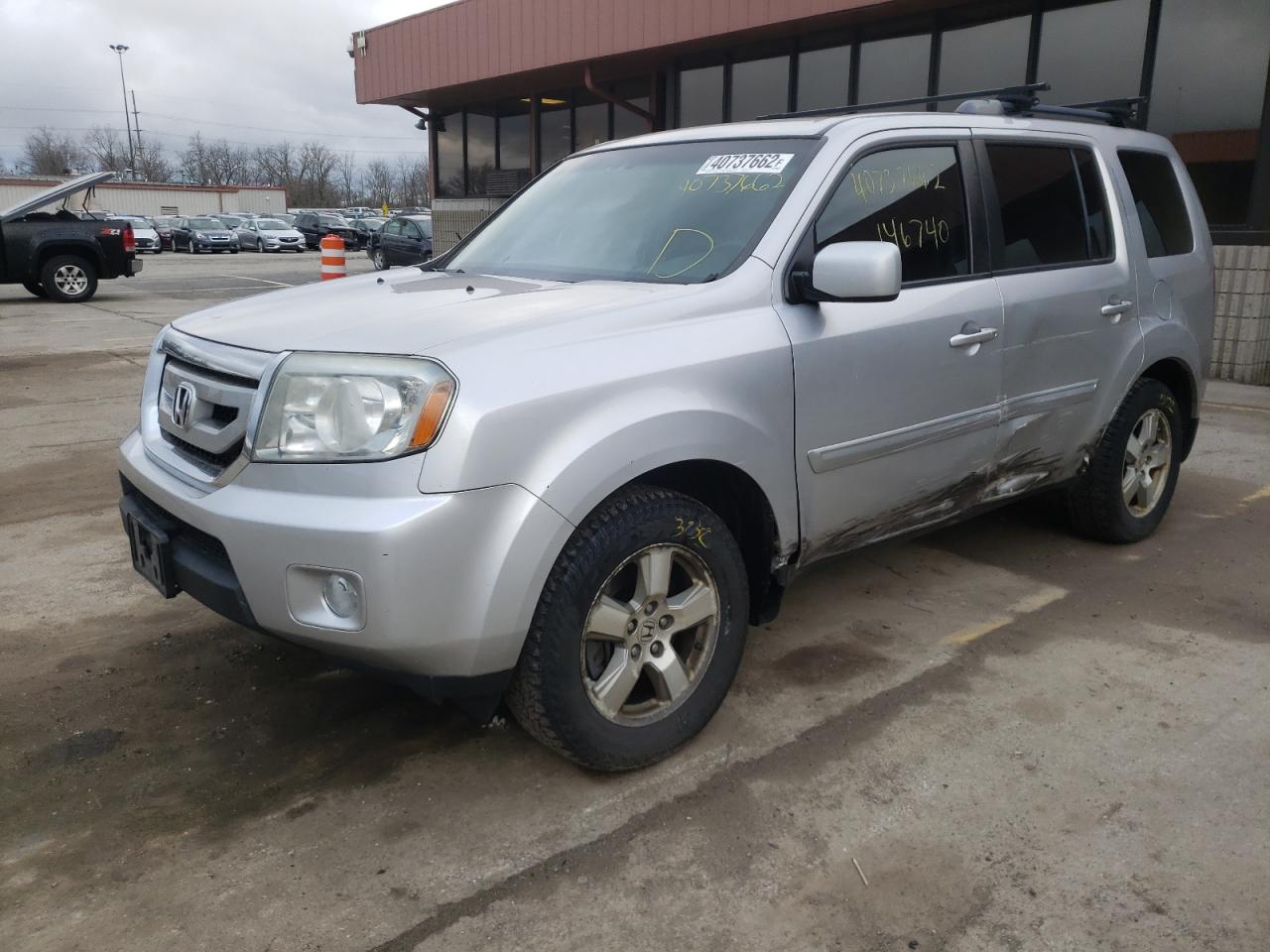 Photo 2 from auction – 2011 HONDA PILOT EX with VIN 5FNYF4H46BB054892