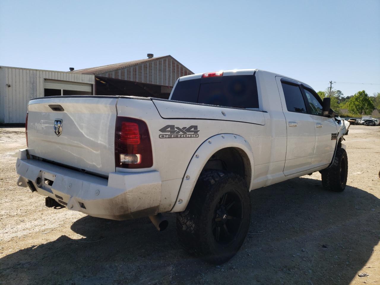Photo 4 from auction – 2017 RAM 2500 LARAM with VIN 3C6UR5NL8HG694376