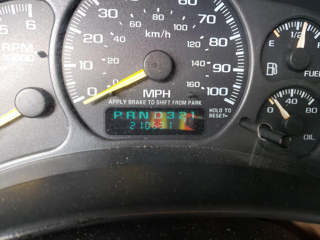 Photo 8 from auction – 2000 CHEVROLET SILVERADO with VIN 1GCEC19T5YZ254794
