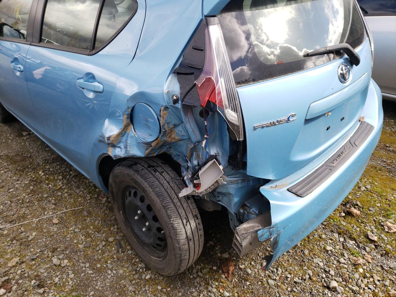 Photo 9 from auction – 2016 TOYOTA PRIUS C with VIN JTDKDTB36G1139429