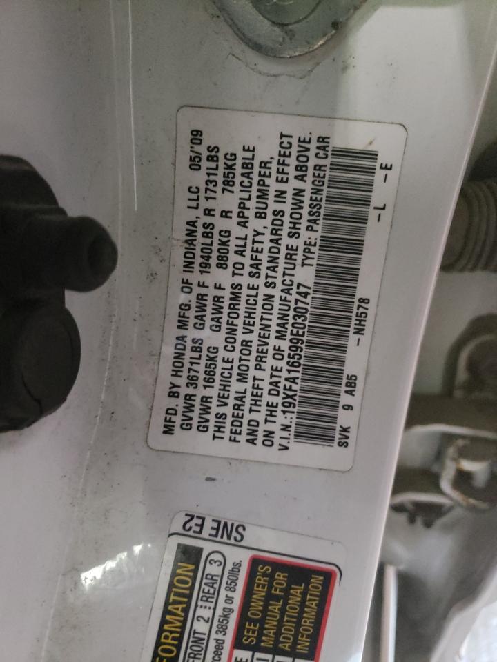 Photo 10 from auction – 2009 HONDA CIVIC LX with VIN 19XFA16599E030747