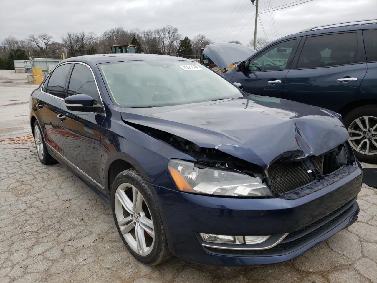 Photo 1 from auction – 2014 VOLKSWAGEN PASSAT SEL with VIN 1VWCN7A39EC108281