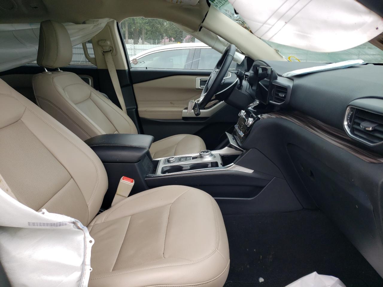 Photo 5 from auction – 2021 FORD EXPLORER L with VIN 1FMSK8FH5MGB36745