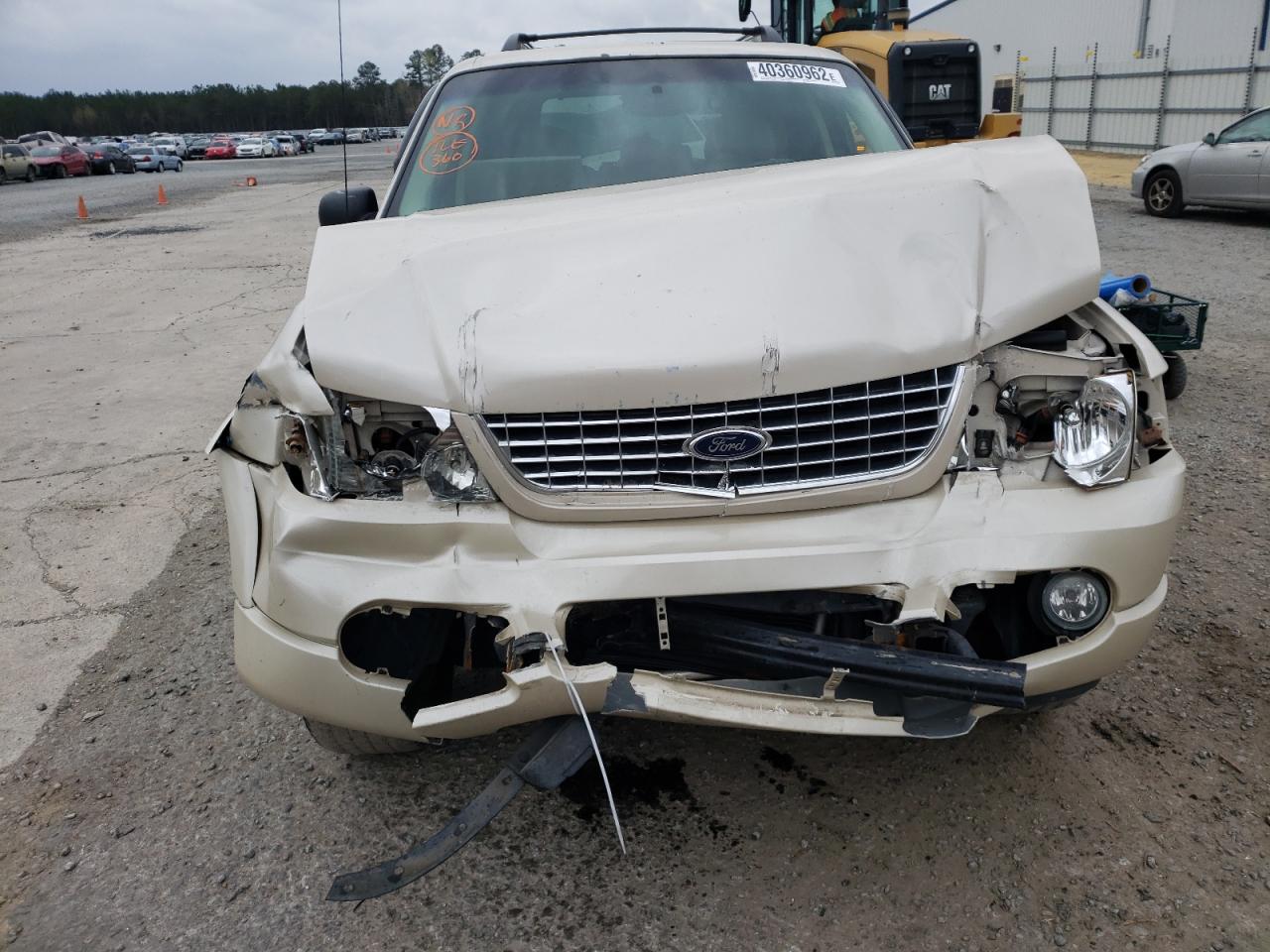 Photo 9 from auction – 2005 FORD EXPLORER L with VIN 1FMZU65K85ZA02229